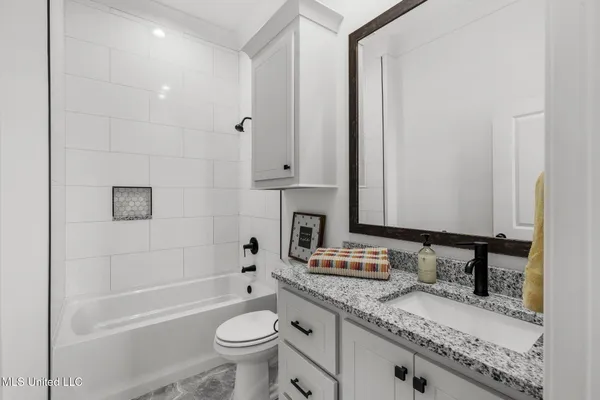 $449,000 | 227 Lizzy Lane, Brandon, MS 39047