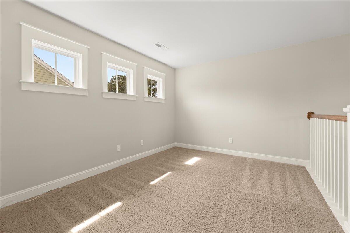 1053 Victoria Road Charleston, SC 29492 - Photo 16 of 34 20-Interior-14