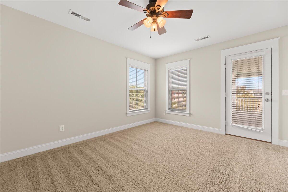1053 Victoria Road Charleston, SC 29492 - Photo 24 of 34 28-Interior-22
