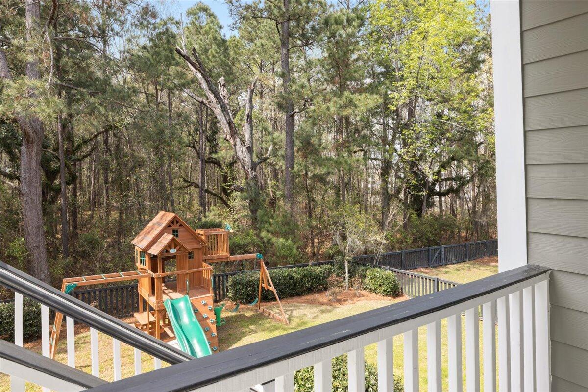 1053 Victoria Road Charleston, SC 29492 - Photo 27 of 34 04-Exterior-4