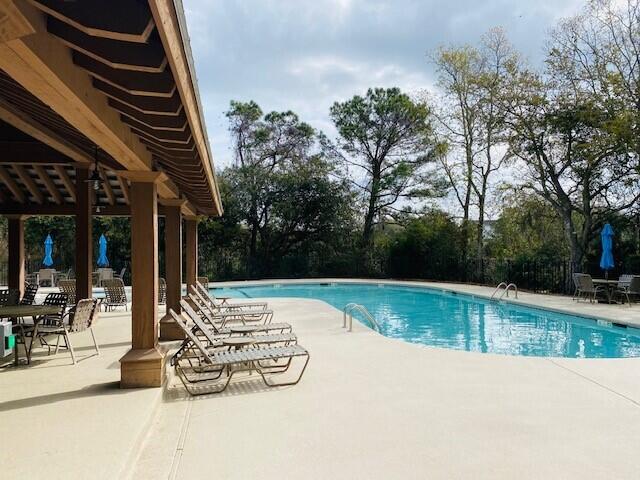 1053 Victoria Road Charleston, SC 29492 - Photo 30 of 34 Neighborhood Pool 1