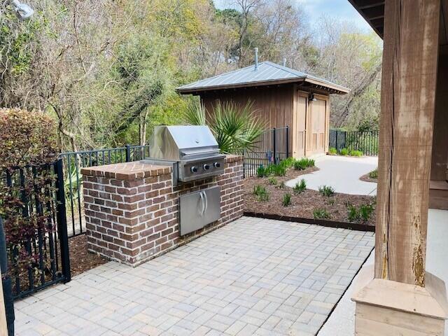 1053 Victoria Road Charleston, SC 29492 - Photo 32 of 34 Amenity 1