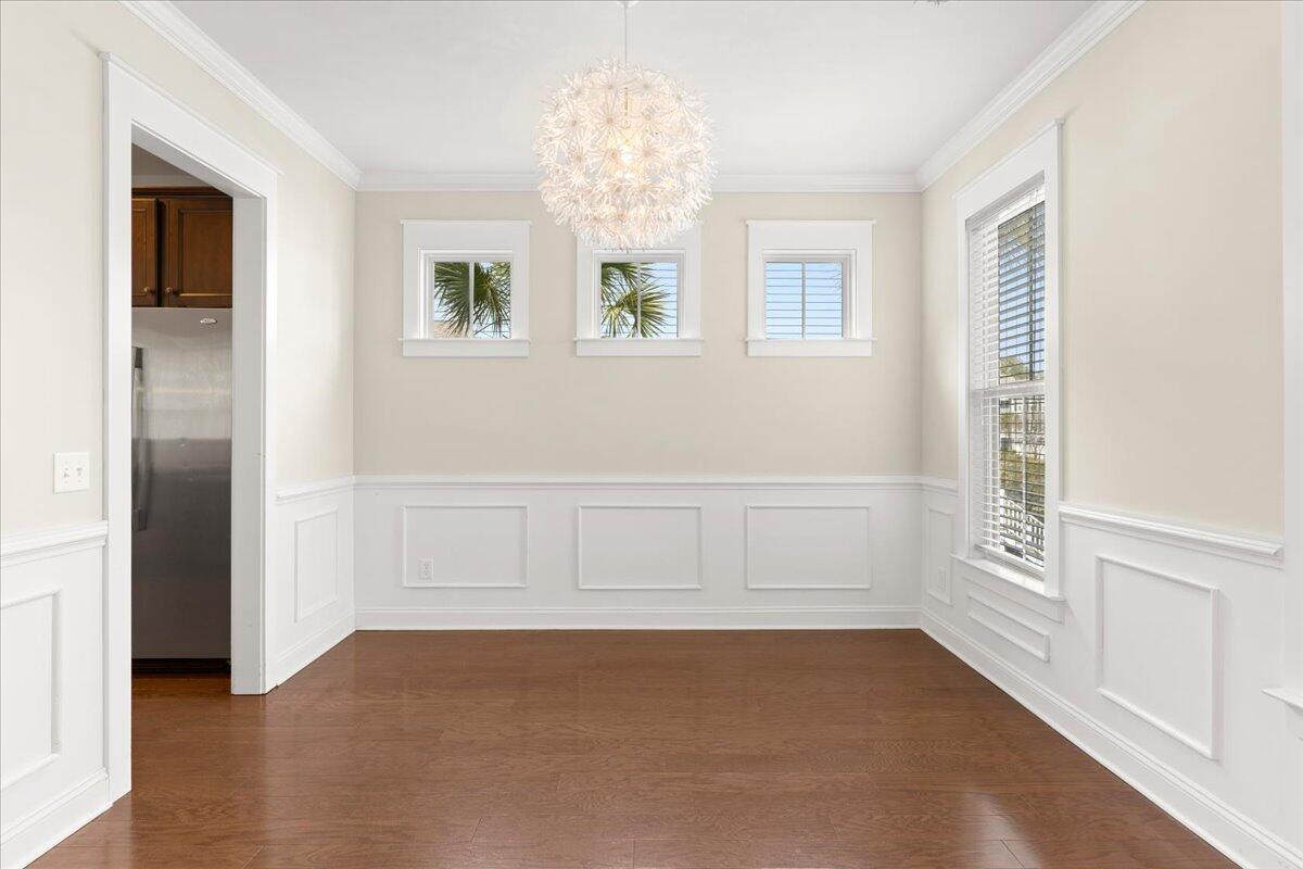 1053 Victoria Road Charleston, SC 29492 - Photo 8 of 34 13-Interior-7