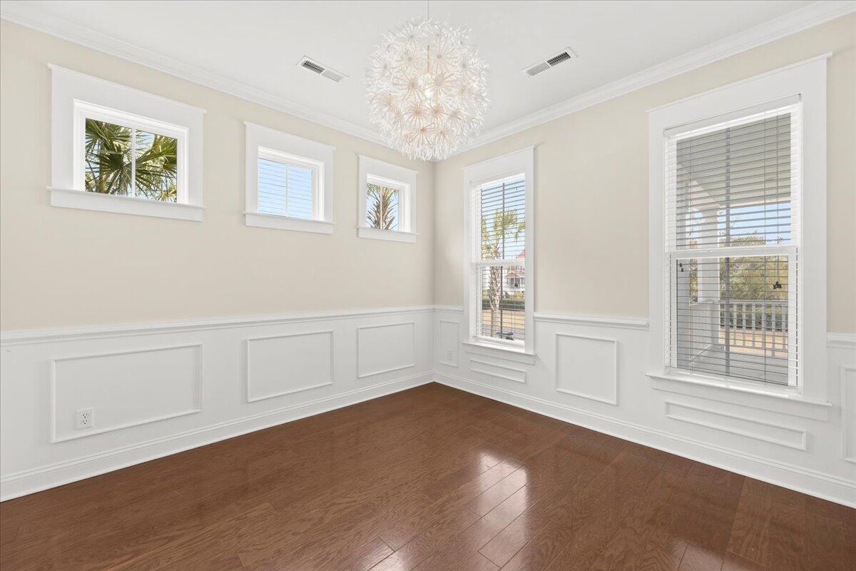 1053 Victoria Road Charleston, SC 29492 - Photo 9 of 34 14-Interior-8