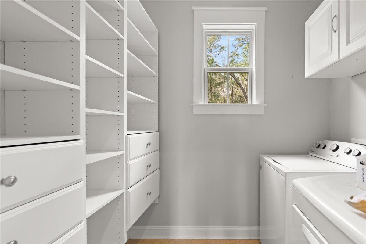 1053 Victoria Road Charleston, SC 29492 - Photo 10 of 34 12-Interior-6