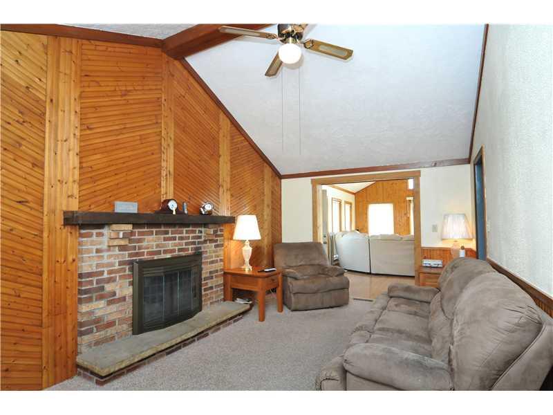 4008 Firethorn Drive McKees Rocks, PA 15136 - Photo 9 of 22 Den. DEN LOOKING INTO FAMILY ROOM**COZY AND NEUTAL DECOR