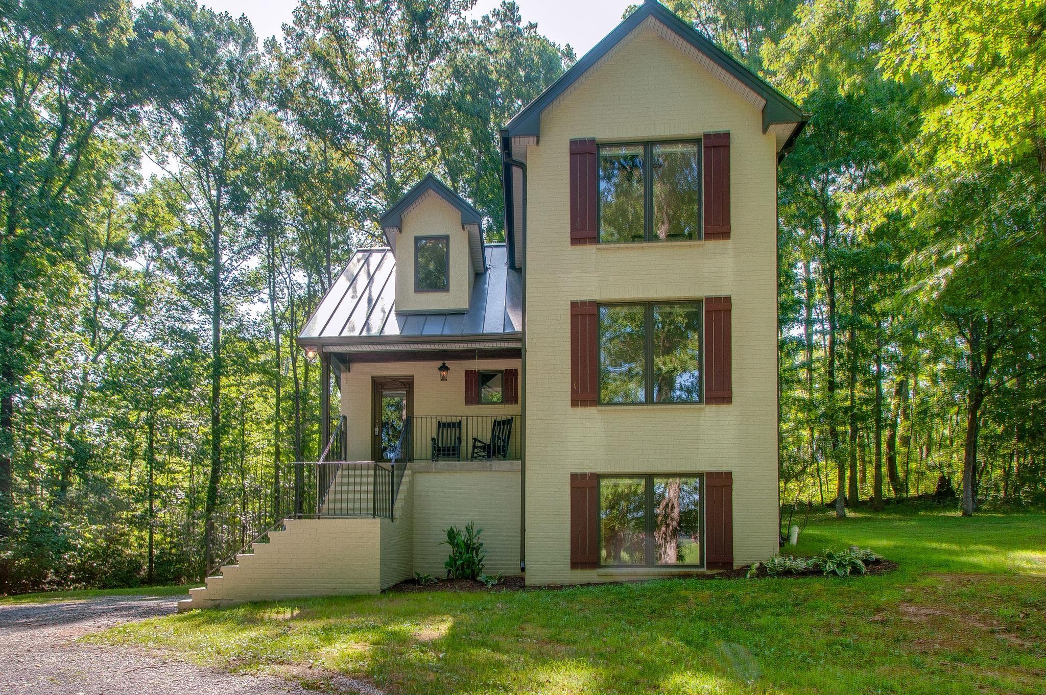 7426 Pinewood Road Franklin, TN 37064 - Photo 5 of 30 front view of house with a yard
