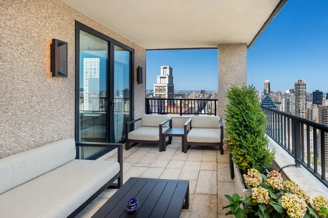 $9,995,000 | 117 East 57th Street, Unit 49D/51D | Midtown East
