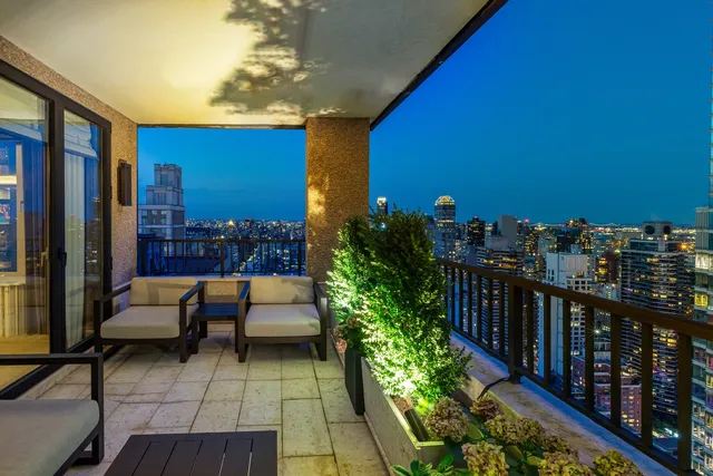 $9,995,000 | 117 East 57th Street, Unit 49D/51D | Midtown East
