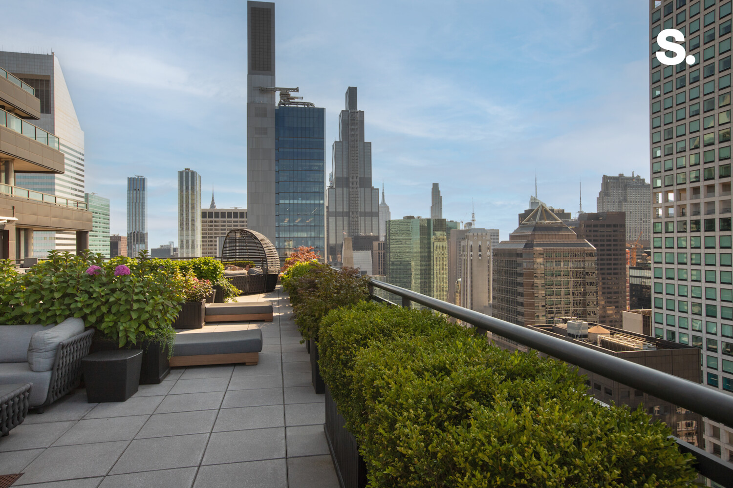 117 East 57th Street, Unit 49D/51D Manhattan, NY 10022 - Photo 37 of 46 a view of a city with tall buildings