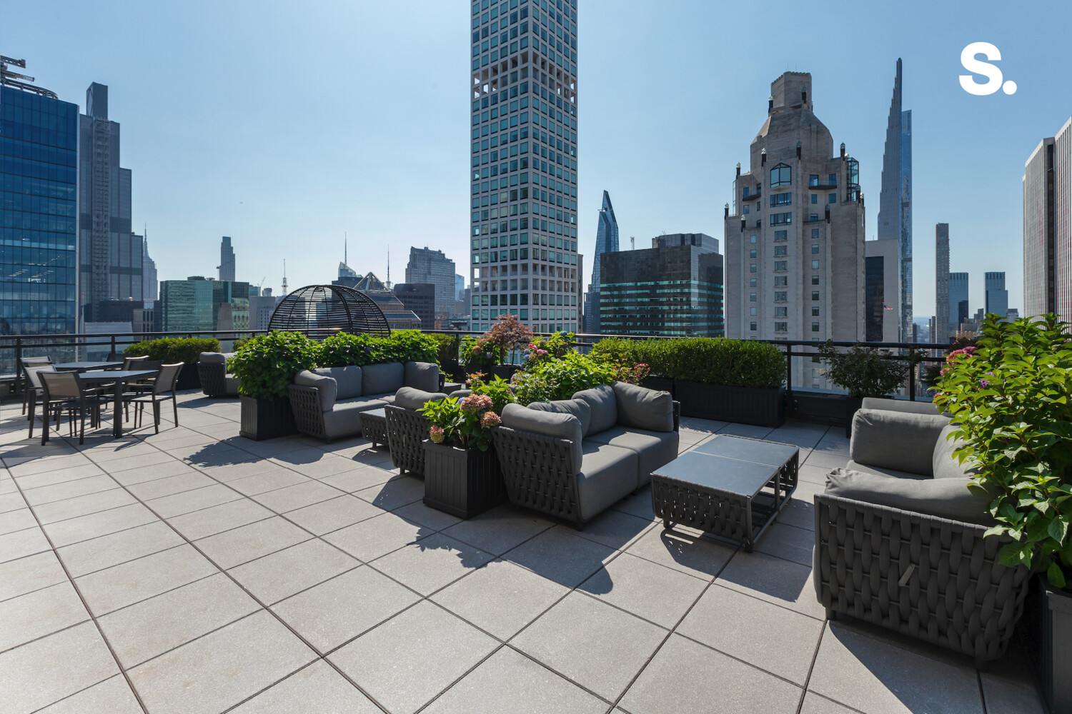 117 East 57th Street, Unit 49D/51D Manhattan, NY 10022 - Photo 38 of 46 a view of a terrace with furniture