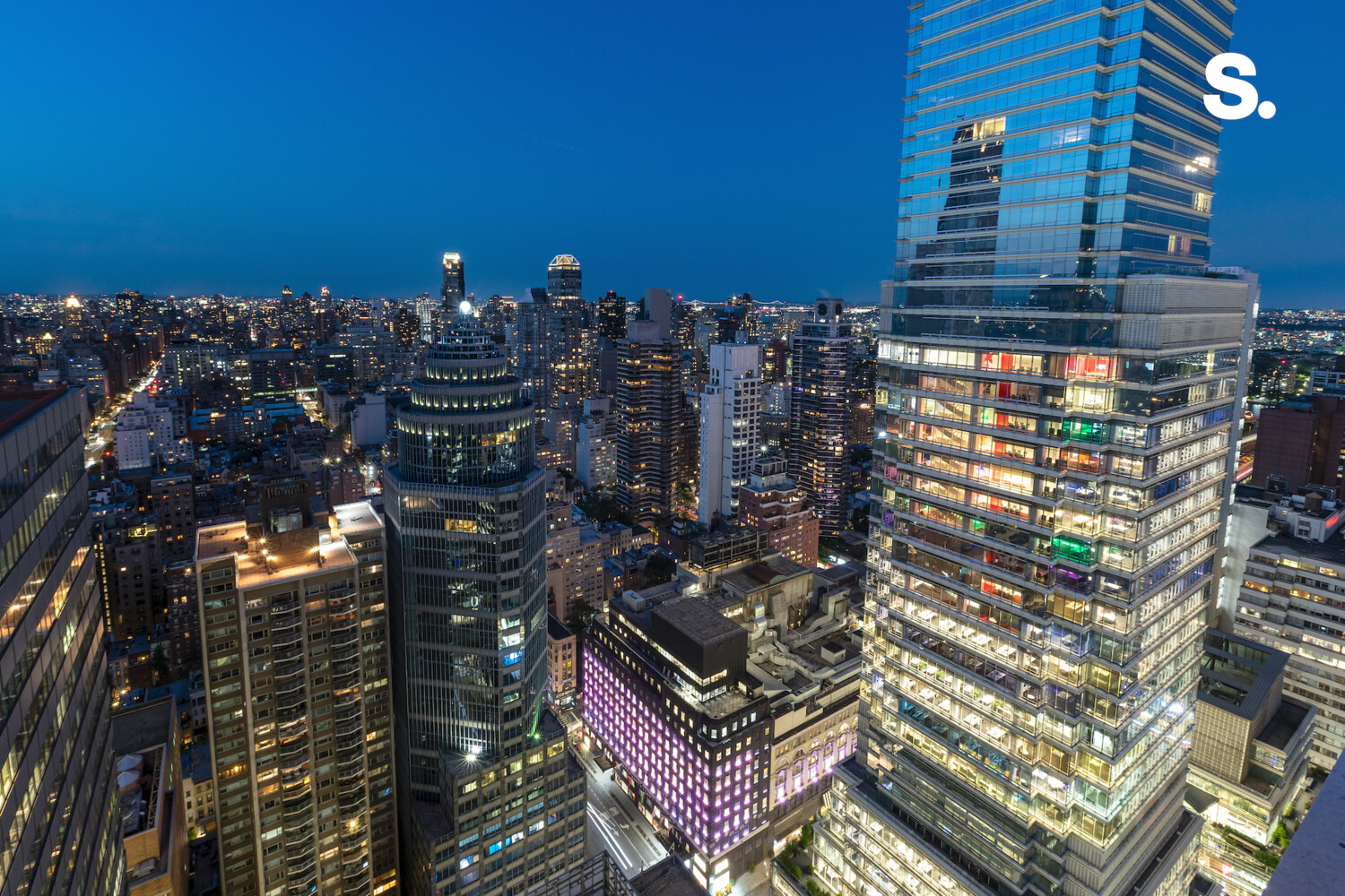 117 East 57th Street, Unit 49D/51D Manhattan, NY 10022 - Photo 39 of 46 a picture of city view