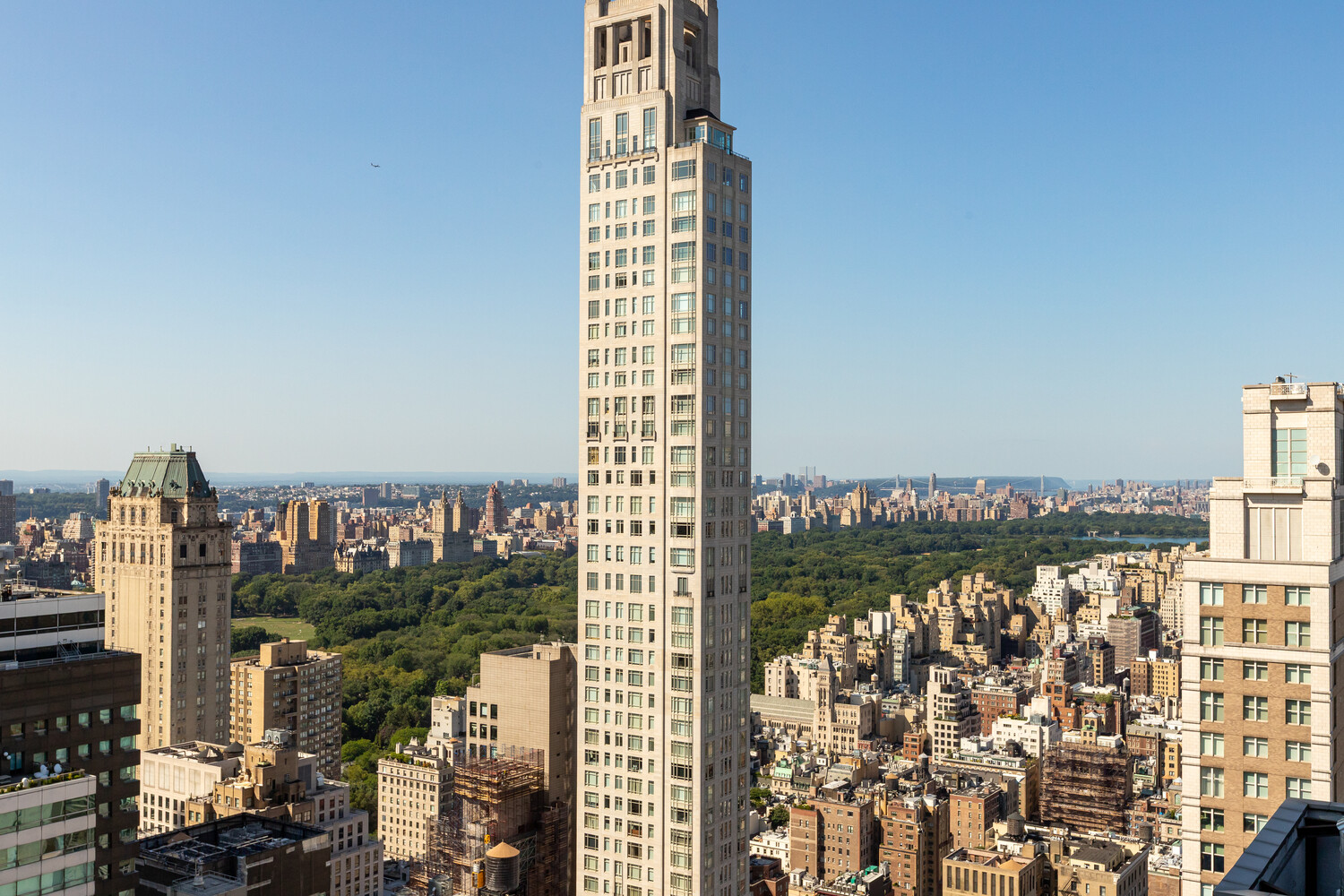 117 East 57th Street, Unit 49D/51D Manhattan, NY 10022 - Photo 7 of 46 a city view