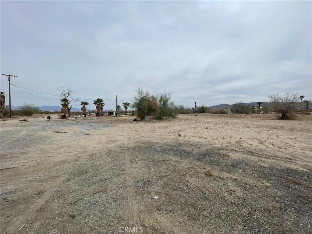 25550 Kaiser Road Desert Center, CA 92239 - Photo 3 of 13 a view of a beach and ocean