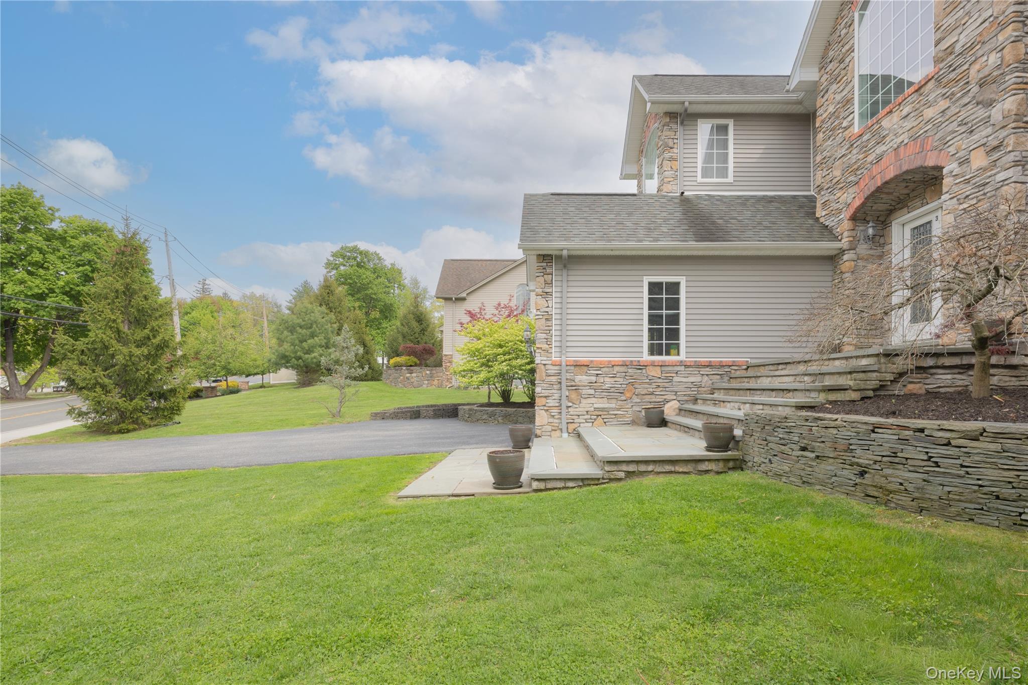 3 Rosman Road, Unit B Thiells, NY 10984 - Photo 11 of 36