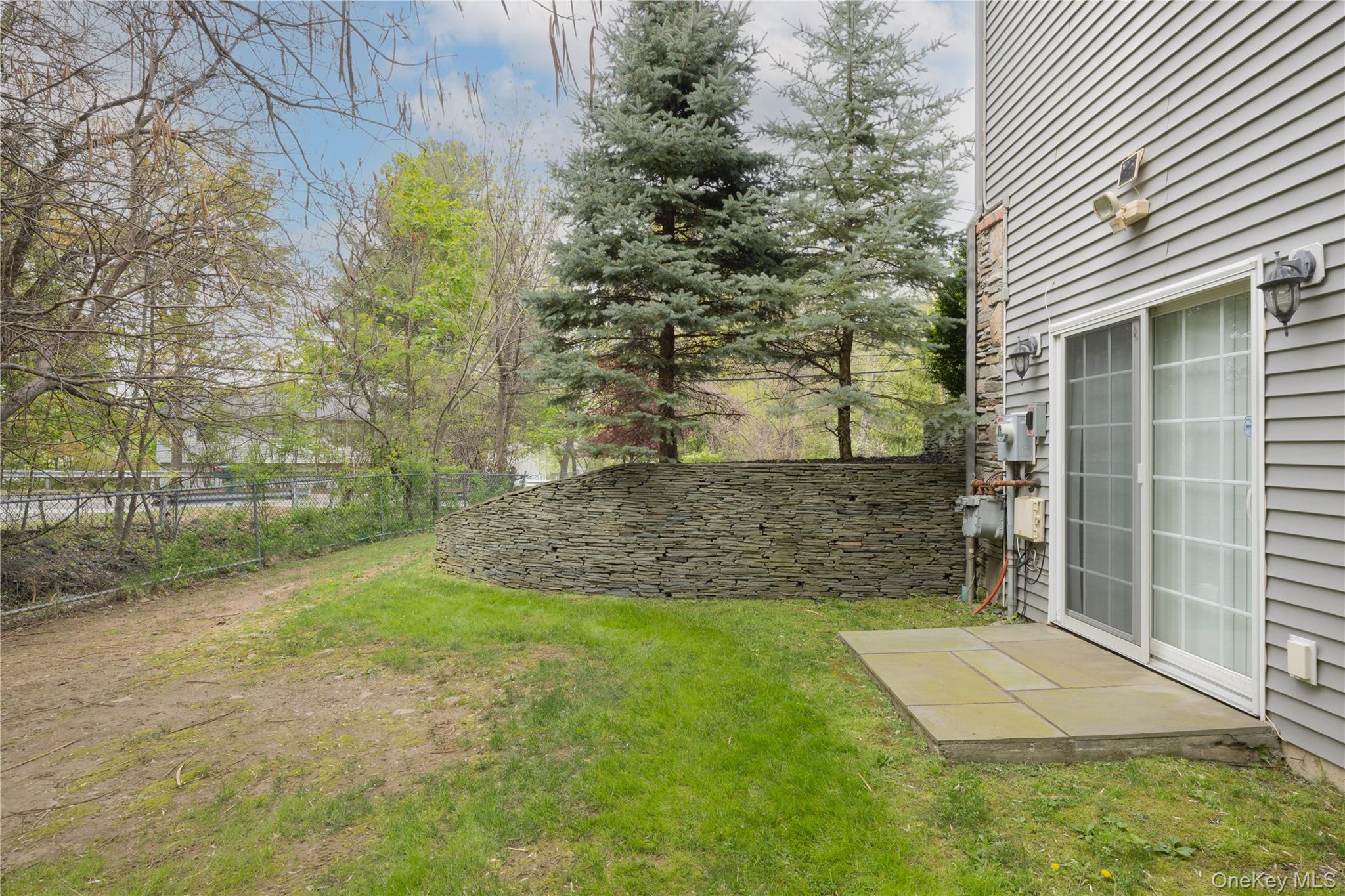 3 Rosman Road, Unit B Thiells, NY 10984 - Photo 7 of 36 Walk out
