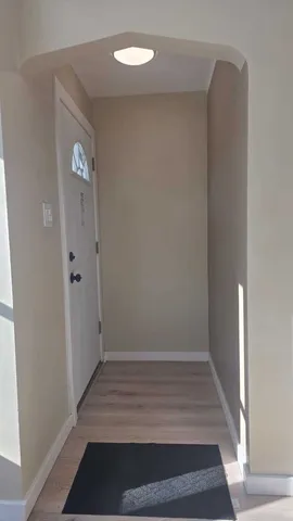 $373,000 | 2608 West 97th Street, Evergreen Park, IL 60805