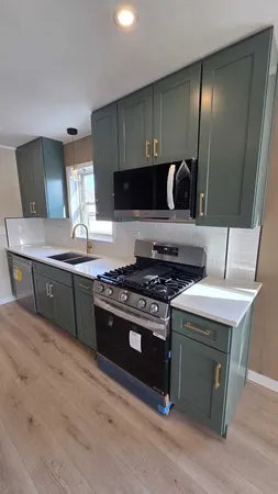 $354,000 | 2608 West 97th Street, Evergreen Park, IL 60805