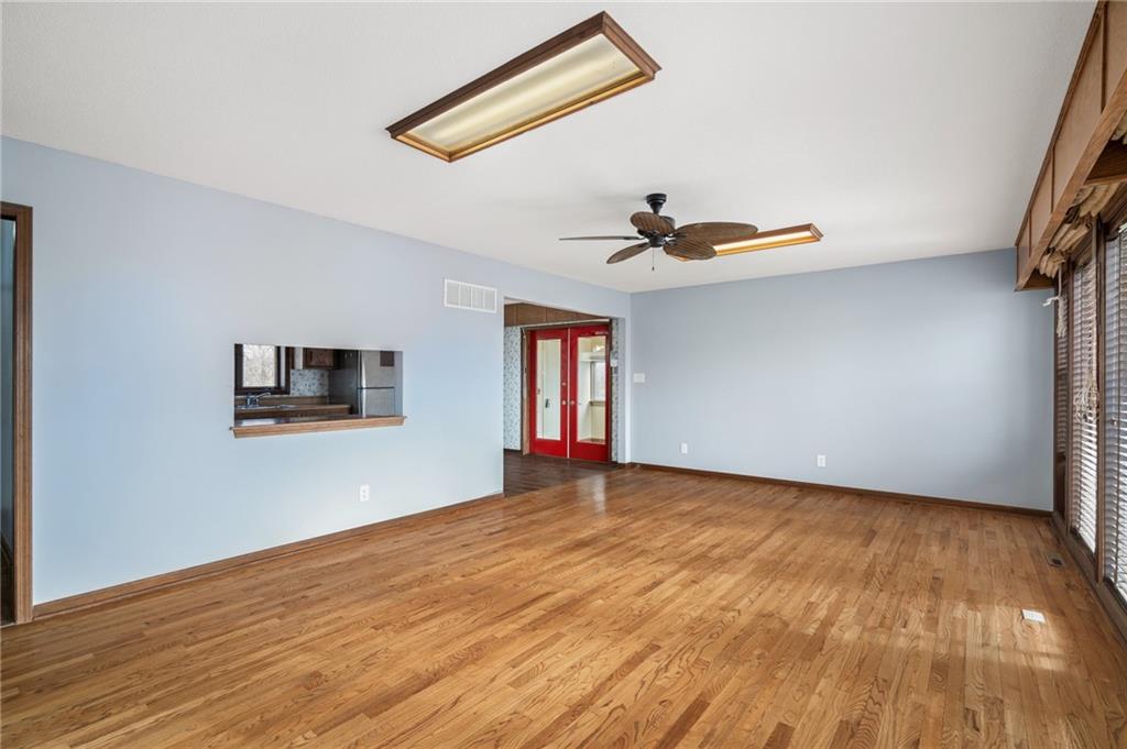 8215 Schell Road Pleasant Valley, MO 64068 - Photo 11 of 69