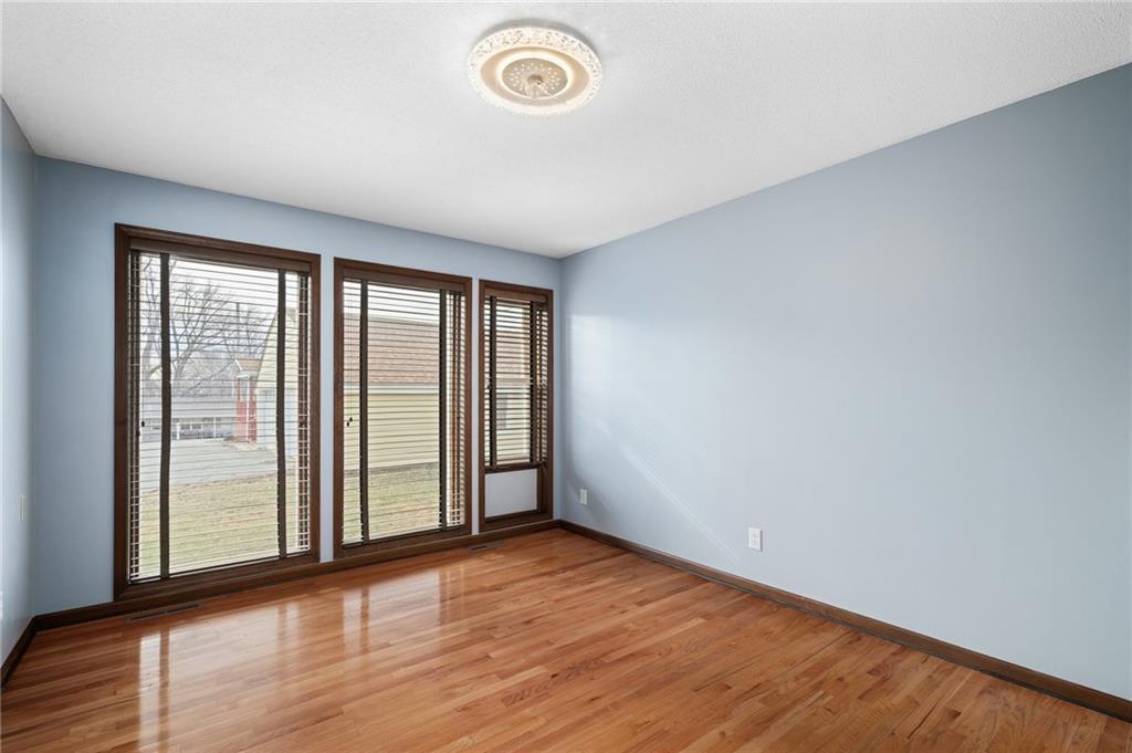 8215 Schell Road Pleasant Valley, MO 64068 - Photo 21 of 69