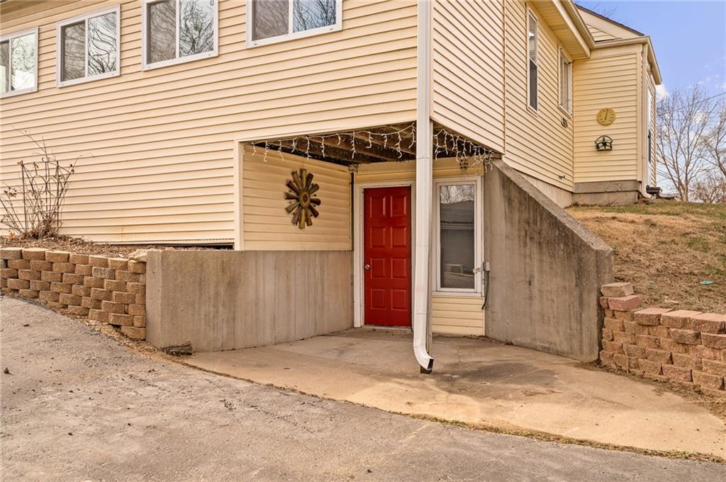 8215 Schell Road Pleasant Valley, MO 64068 - Photo 35 of 69