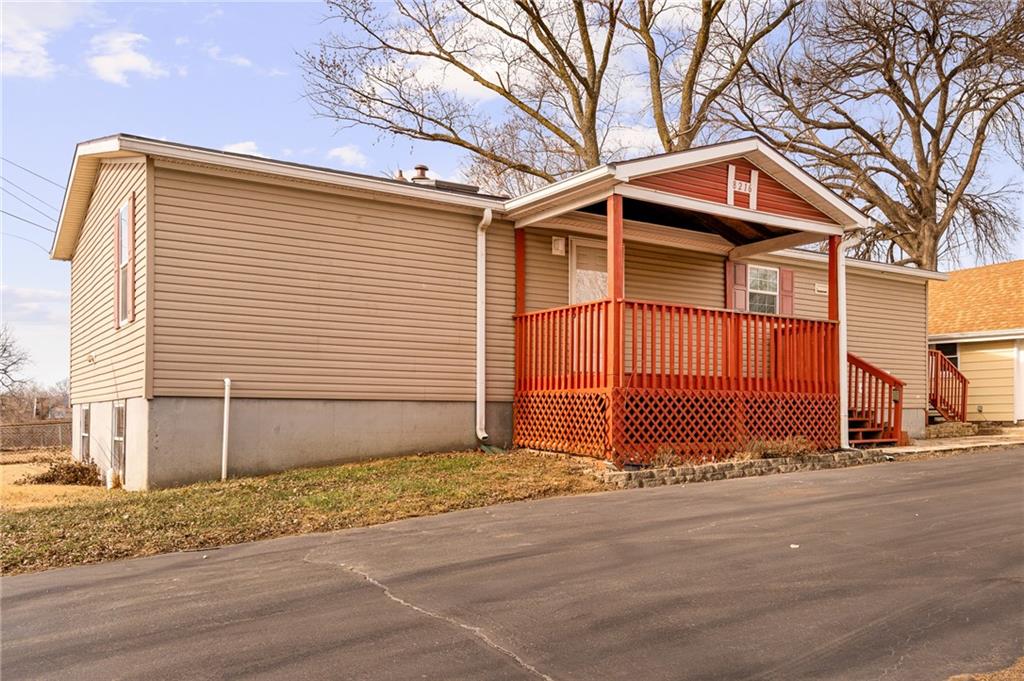 8215 Schell Road Pleasant Valley, MO 64068 - Photo 41 of 69