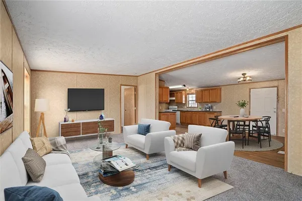 $425,000 | 8215 Schell Road, Pleasant Valley, MO 64068