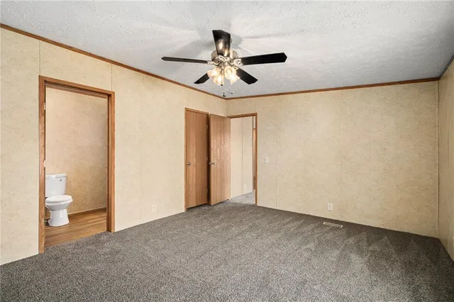 $425,000 | 8215 Schell Road, Pleasant Valley, MO 64068