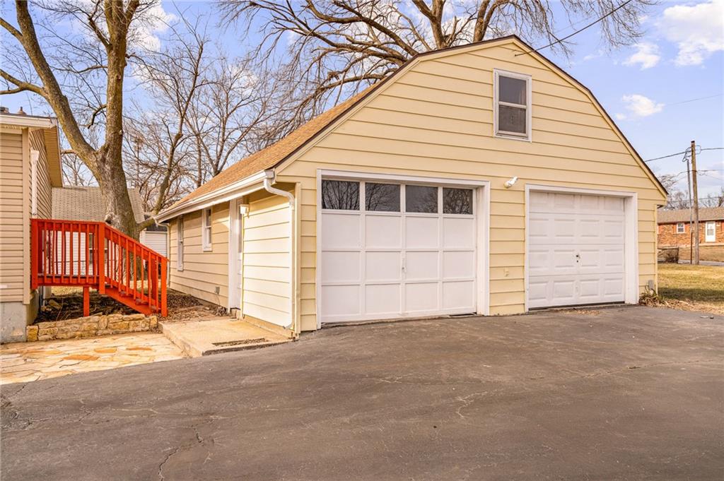 8215 Schell Road Pleasant Valley, MO 64068 - Photo 66 of 69