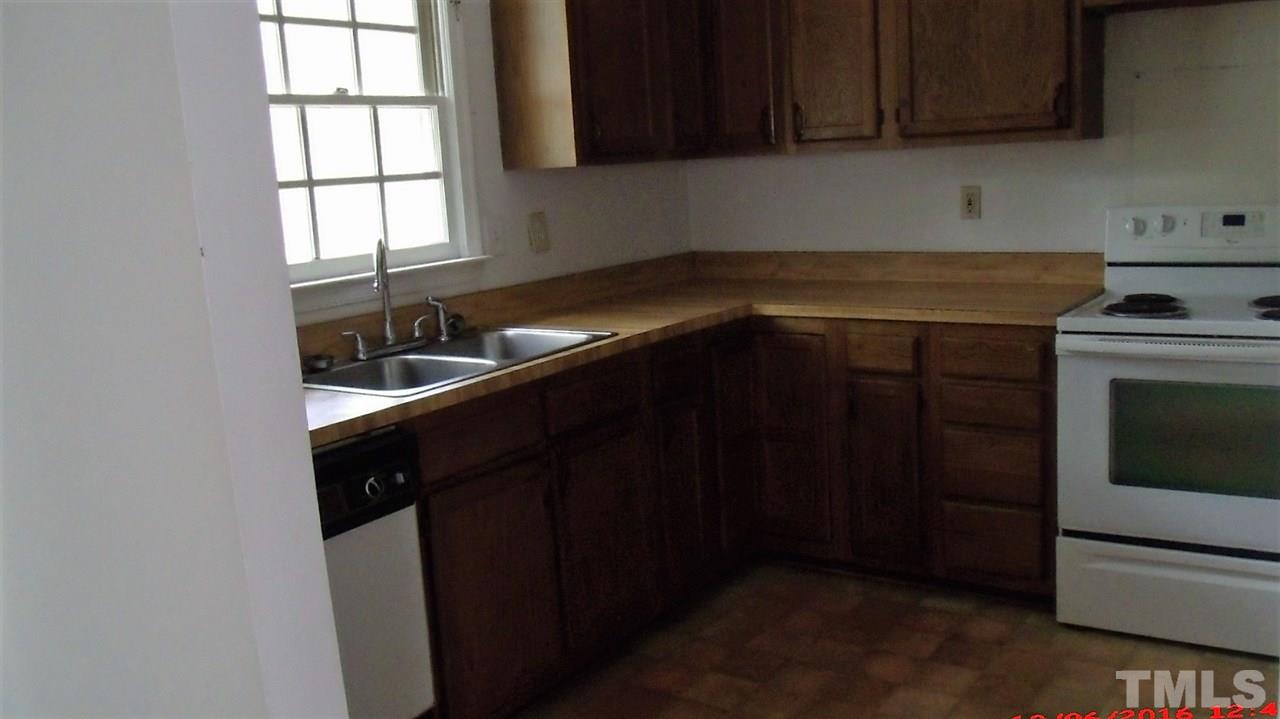 2605 West Talbot Court Raleigh, NC 27610 - Photo 4 of 10 Gallery Image 4
