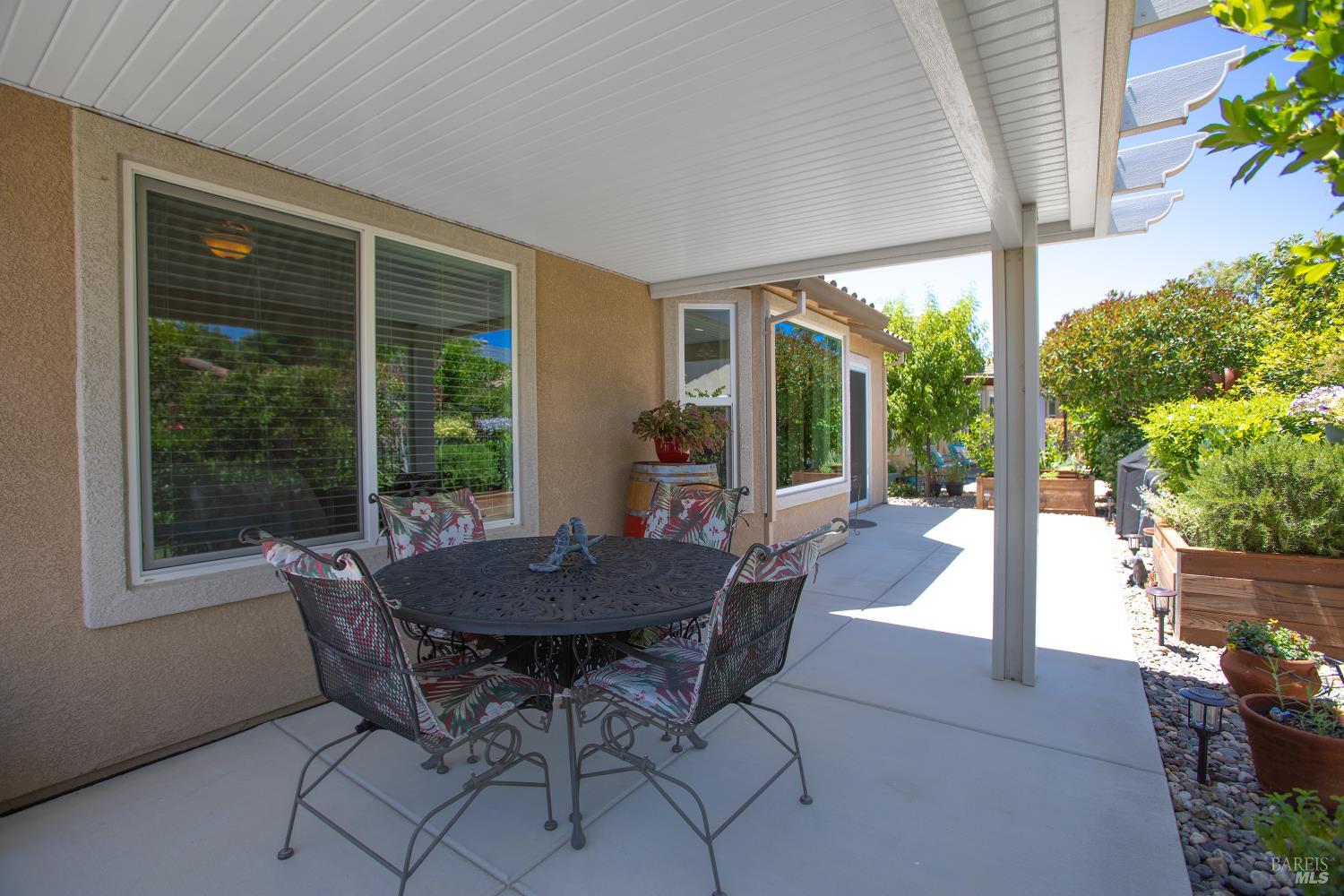 412 Spring Creek Drive Rio Vista, CA 94571 - Photo 33 of 42 a view of a house with backyard and sitting area