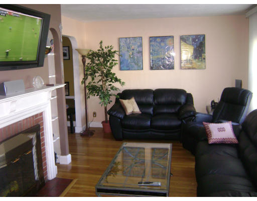 7 Lillian Road Malden, MA 02148 - Photo 4 of 16 Gallery Image 4
