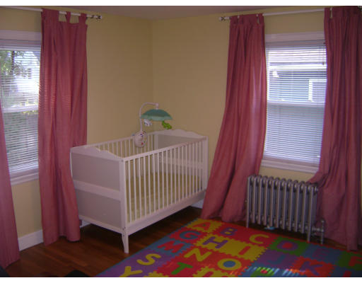 7 Lillian Road Malden, MA 02148 - Photo 8 of 16 Gallery Image 8