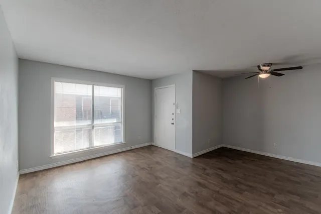 $950 | 100 Uhland Road, Unit 1, San Marcos, TX 78666