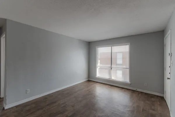 $950 | 100 Uhland Road, Unit 1, San Marcos, TX 78666
