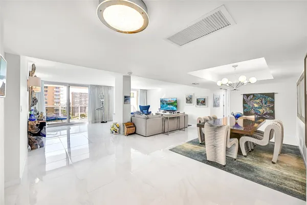 $5,500 | 1880 South Ocean Drive, Unit TS601, Hallandale Beach, FL 33009