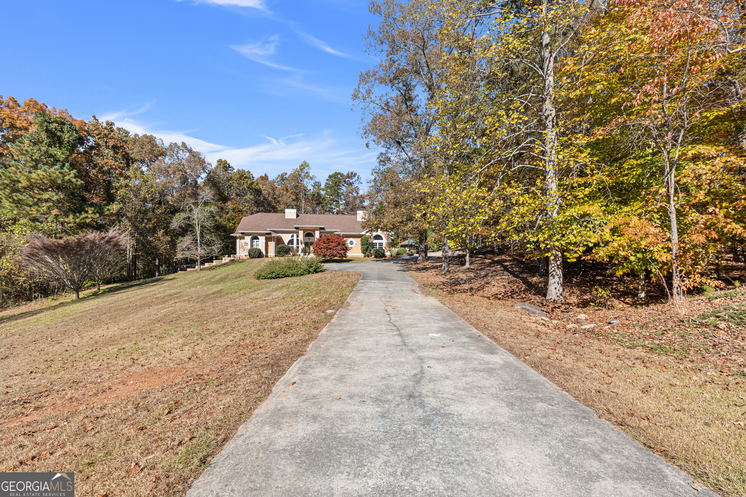 593 Cross Creek Drive Toccoa, GA 30577 - Photo 1 of 55