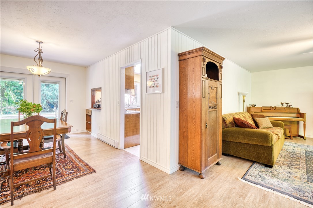 2172 Foxhole Road Point Roberts, WA 98281 - Photo 14 of 40 a living room with furniture and a window