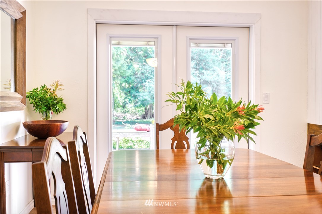 2172 Foxhole Road Point Roberts, WA 98281 - Photo 16 of 40 a potted plant sitting in front of a window