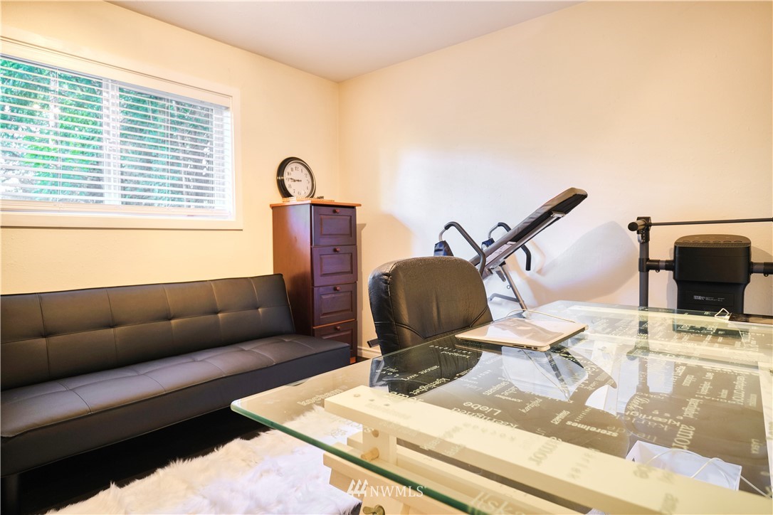 2172 Foxhole Road Point Roberts, WA 98281 - Photo 29 of 40 a living room with furniture and a window