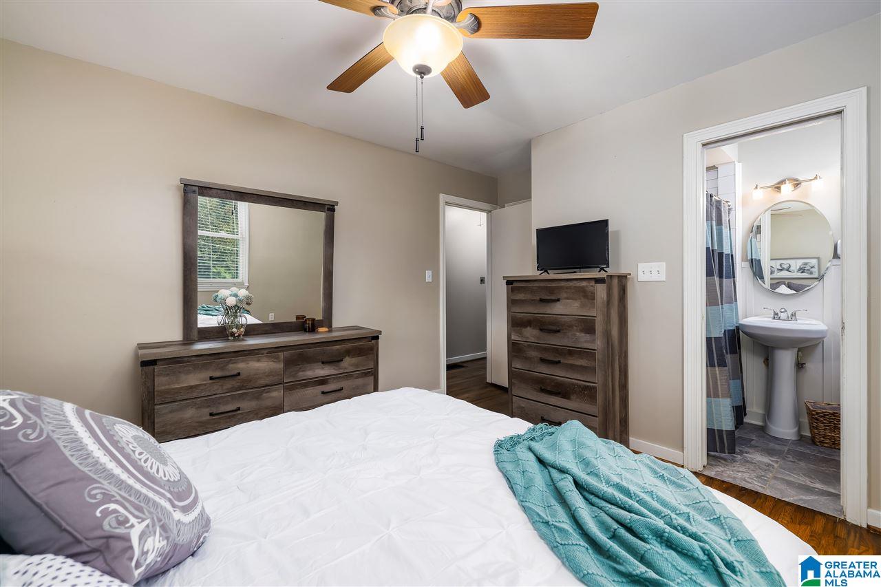 1521 Cresthill Road Birmingham, AL 35213 - Photo 27 of 40