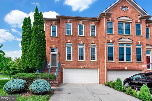 $4,300 | 10427 Overgate Place, Potomac, MD 20854