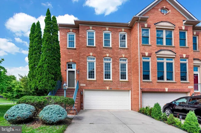 $4,200 | 10427 Overgate Place, Potomac, MD 20854