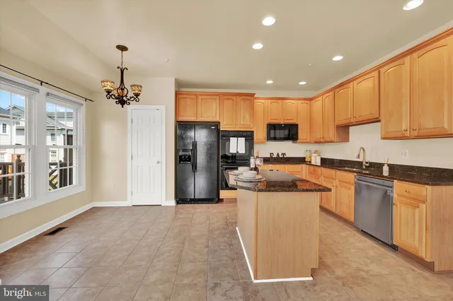 $4,200 | 10427 Overgate Place, Potomac, MD 20854