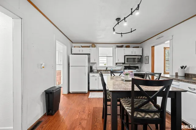 $145,000 | 406 234th Street, Aledo, IL 61231