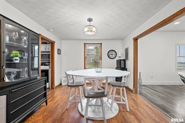 $145,000 | 406 234th Street, Aledo, IL 61231