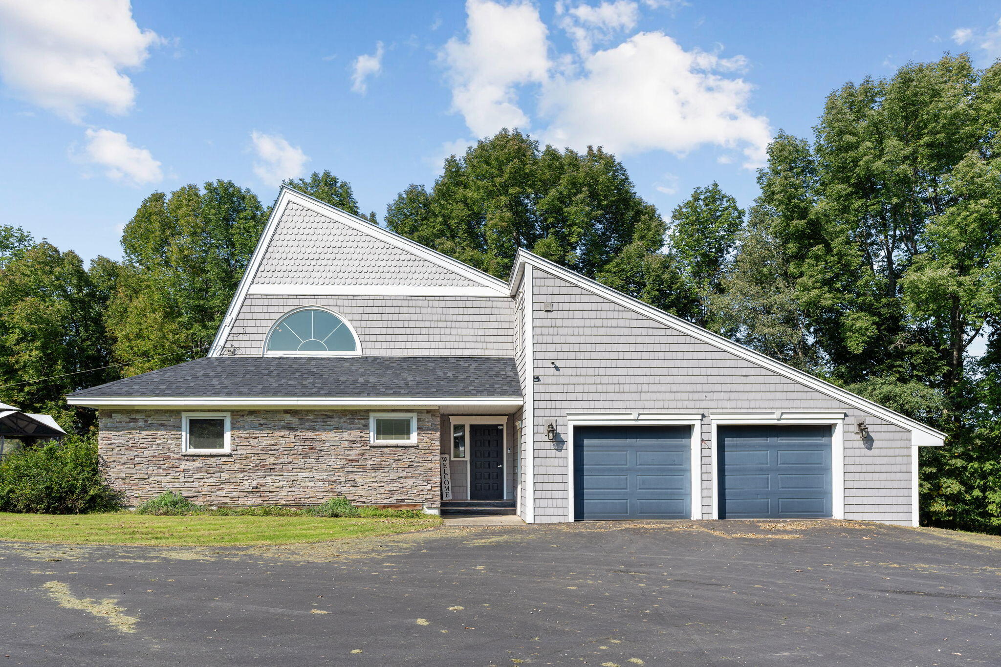 121 Hurst Lane Farmington, ME 04938 - Photo 2 of 57 3-web-or-mls-DSC07048