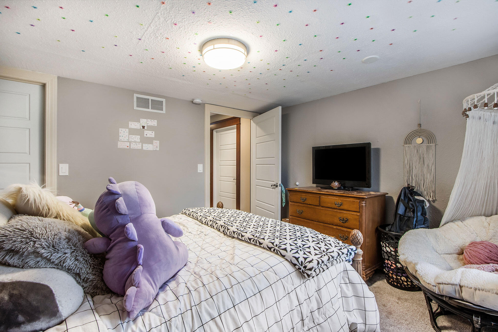119 West Wheeler Street Three Rivers, MI 49093 - Photo 18 of 23 119WestWheeler_25