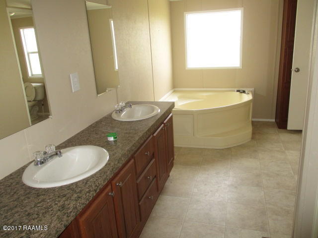 10105 Romules Road Kaplan, LA 70548 - Photo 7 of 10 IMG_3007