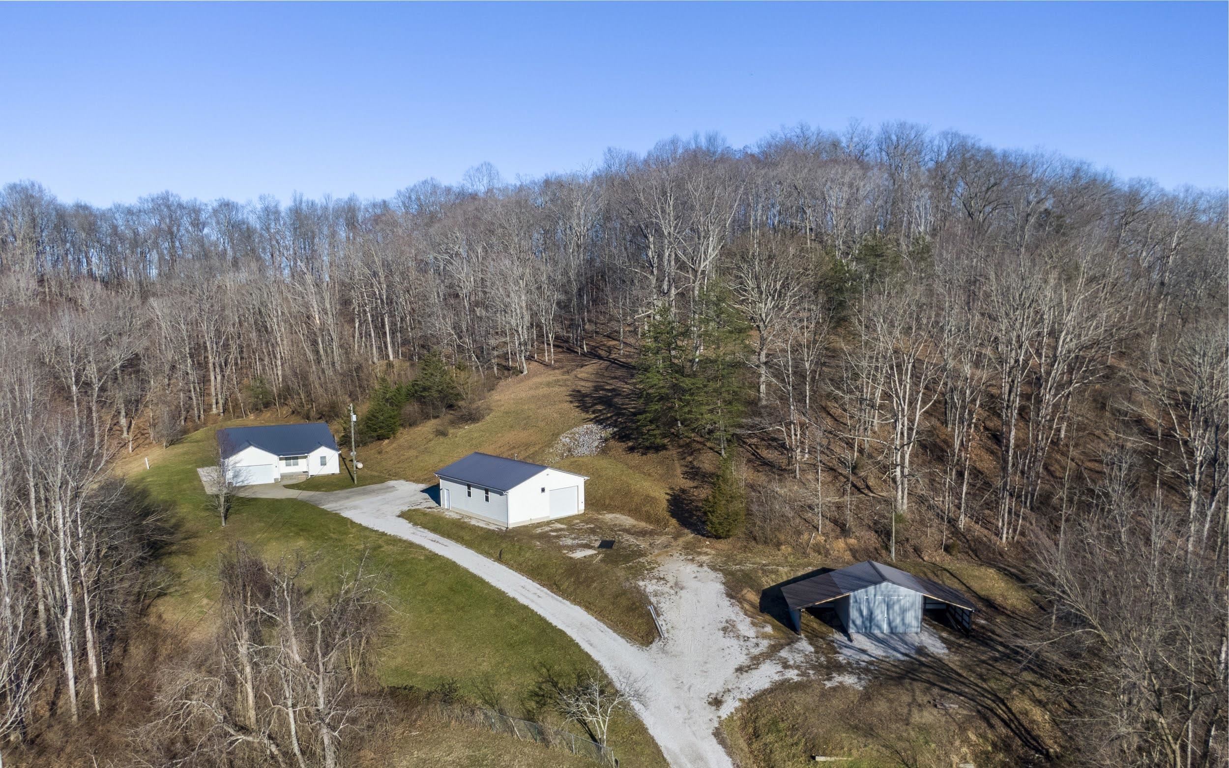 95 Pearl Road Alum Creek, WV 25003 - Photo 33 of 35